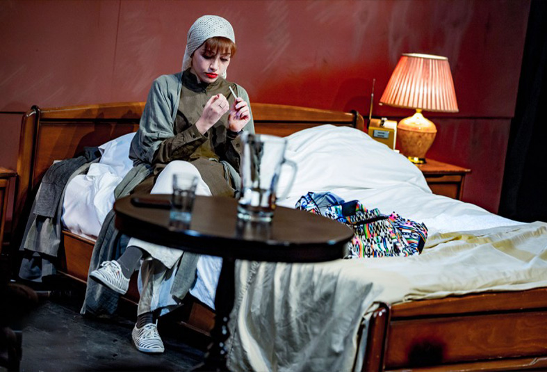 Theater - shylan ashayeri Artisit Theater stage design Theater Apollo - shylan ashayeri Artisit Exhibition Saless Gallerycostume design